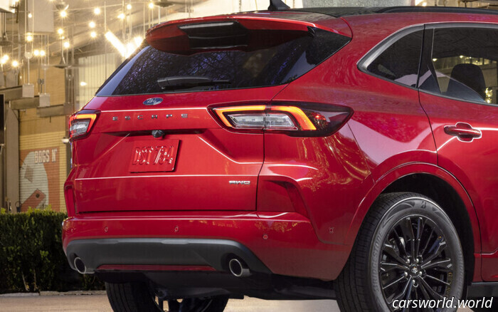 Una moldura que se desprende del Ford Escape provoca otro retiro masivo | Carscoops